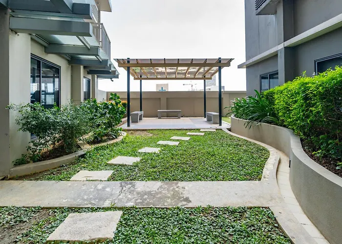 Aparthotel Casa Ayora Modern At Horizons 101 *